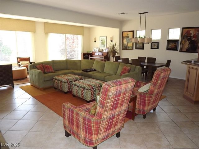 16 FEATHER SOUND Drive 0, Henderson, NV 89052