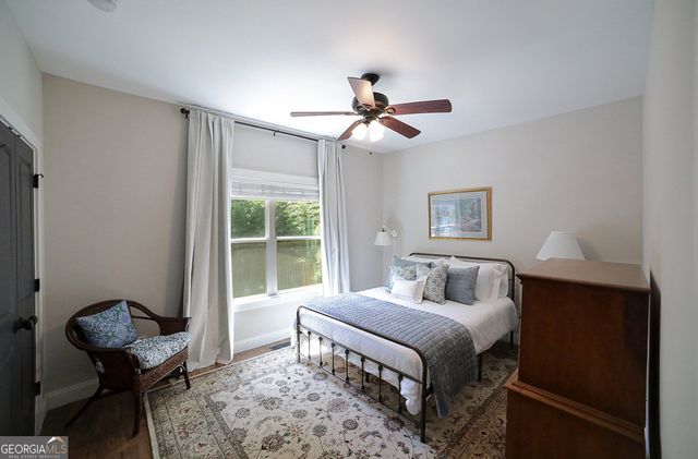132 Poplar Street N, Athens, GA 30606