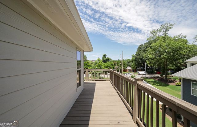 132 Poplar Street N, Athens, GA 30606