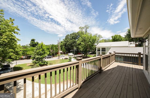 132 Poplar Street N, Athens, GA 30606