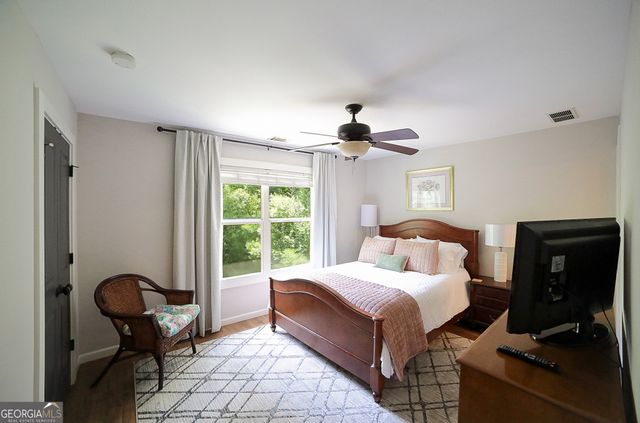 132 Poplar Street N, Athens, GA 30606