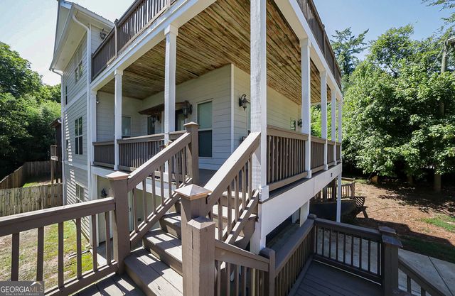 132 Poplar Street N, Athens, GA 30606