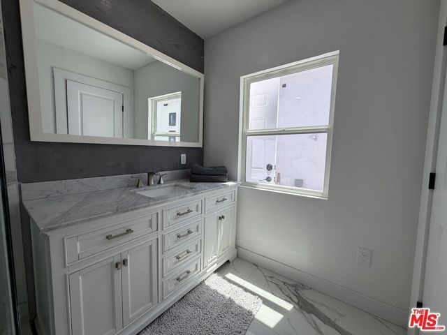11836 Laurelwood Drive, Studio City (los Angeles), CA 91604