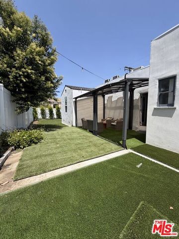 11836 Laurelwood Drive, Studio City (los Angeles), CA 91604