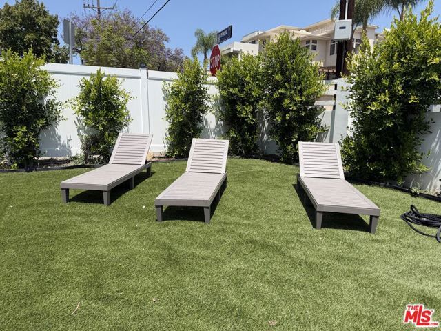 11836 Laurelwood Drive, Studio City (los Angeles), CA 91604