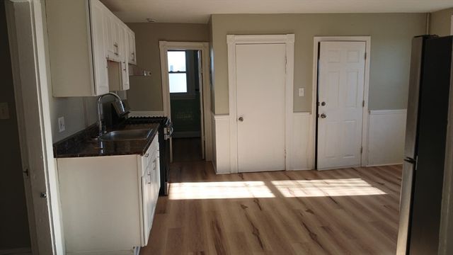 275 Jefferson Ave 3, Salem, MA 01970