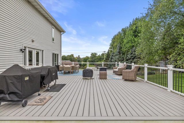 8610 221st AVENUE, Salem, WI 53168