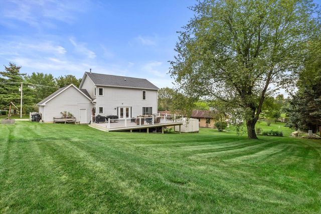 8610 221st AVENUE, Salem, WI 53168