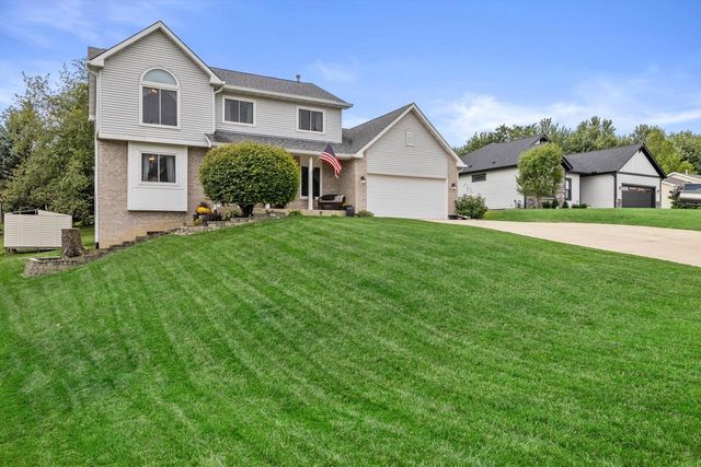 8610 221st AVENUE, Salem, WI 53168