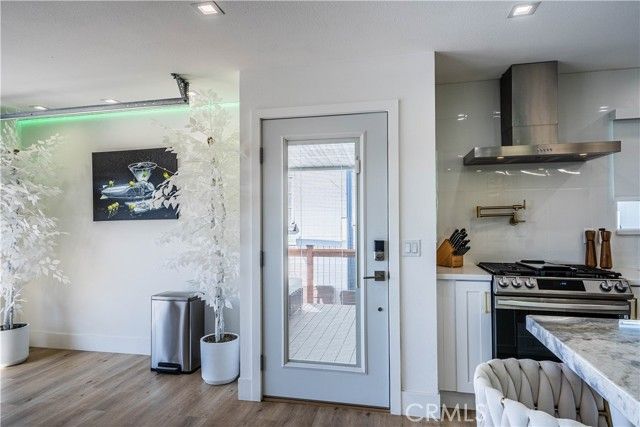 1120 E Mission Road 102, Fallbrook, CA 92028