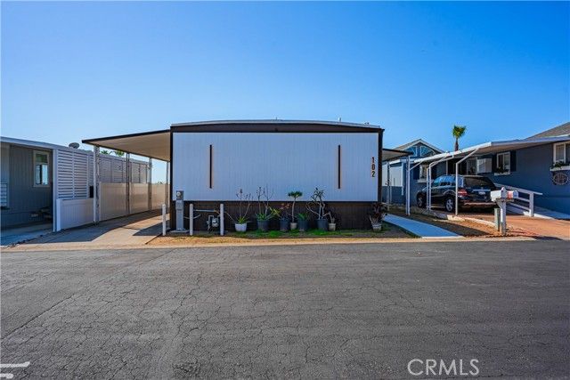 1120 E Mission Road 102, Fallbrook, CA 92028