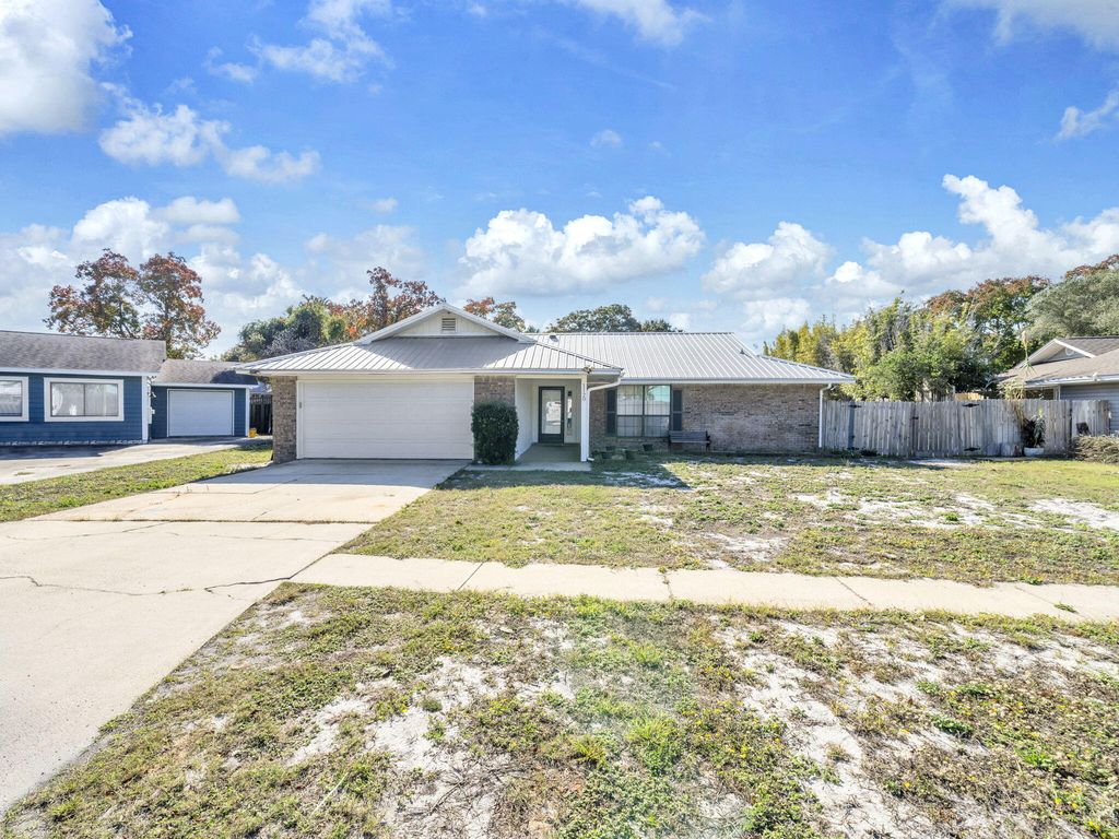 1120 Quail Circle, Destin, FL 32541