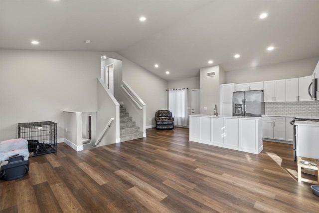 6657 Uecker Drive, Deforest, WI 53532