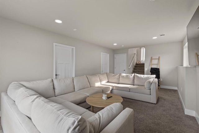 6657 Uecker Drive, Deforest, WI 53532