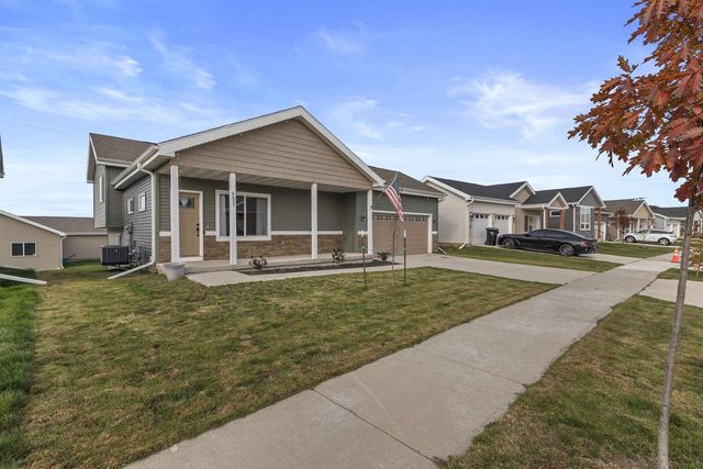 6657 Uecker Drive, Deforest, WI 53532