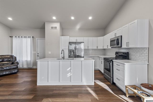 6657 Uecker Drive, Deforest, WI 53532