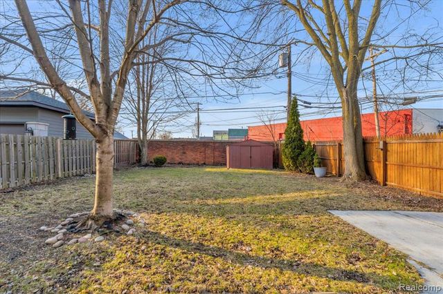 1188 Ruffner Avenue, Birmingham, MI 48009