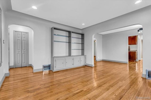 1188 Ruffner Avenue, Birmingham, MI 48009