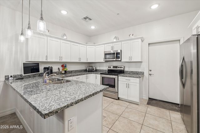 7820 E BASELINE Road 103, Mesa, AZ 85209
