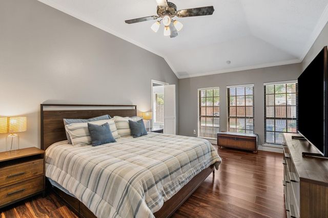 15818 Sweetwater Creek Drive, Houston, TX 77095