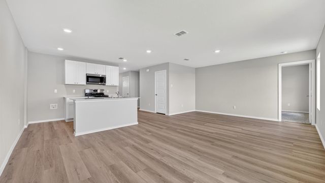 176 PINEHURST Drive, Boyd, TX 76023