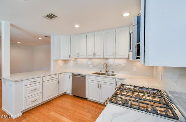 630 N Niagara Street, Burbank, CA 91505