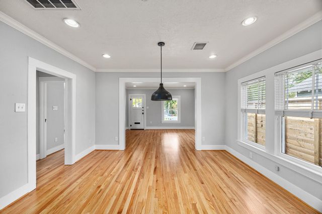 1131 Walling Street, Houston, TX 77009