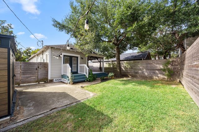 1131 Walling Street, Houston, TX 77009