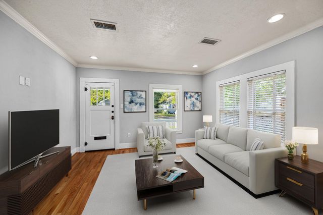 1131 Walling Street, Houston, TX 77009