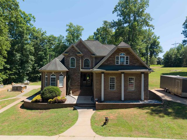 102 Point Bluff Court, Inman, SC 29349
