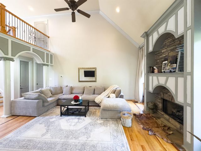 102 Point Bluff Court, Inman, SC 29349