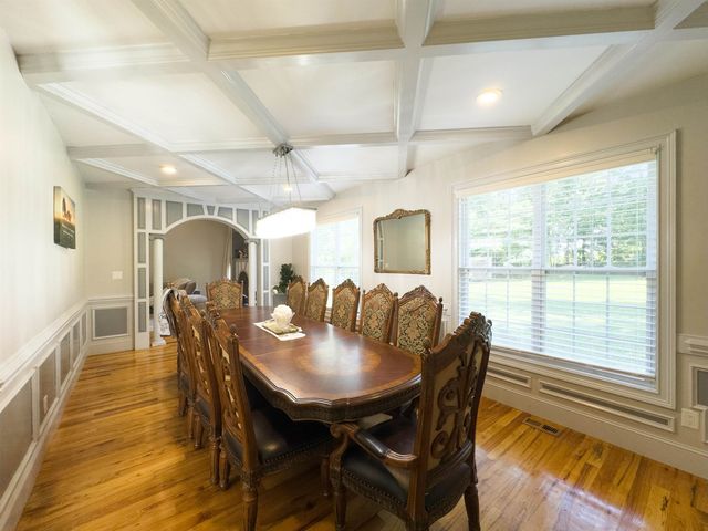 102 Point Bluff Court, Inman, SC 29349
