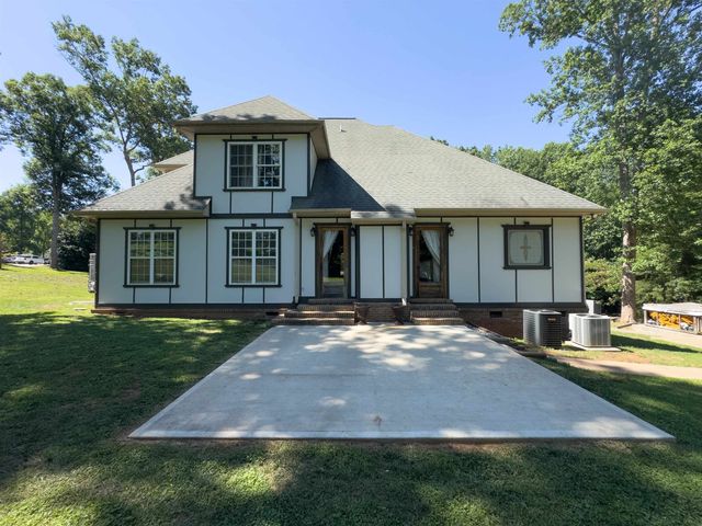 102 Point Bluff Court, Inman, SC 29349