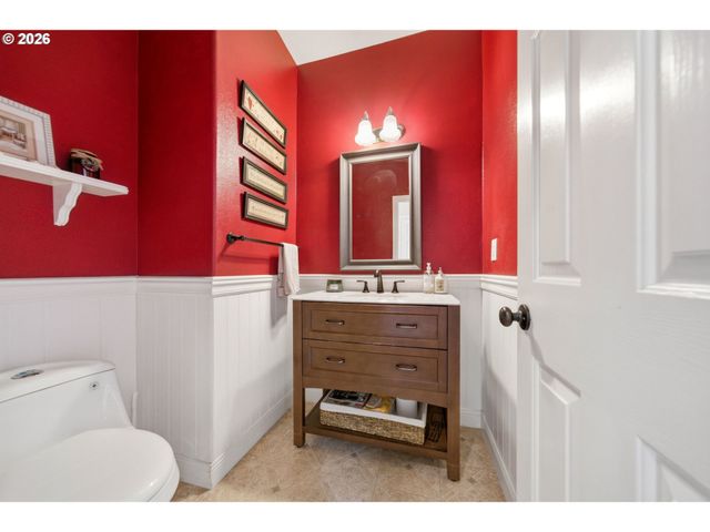 1168 Nw VINCA Ln, Camas, WA 98607