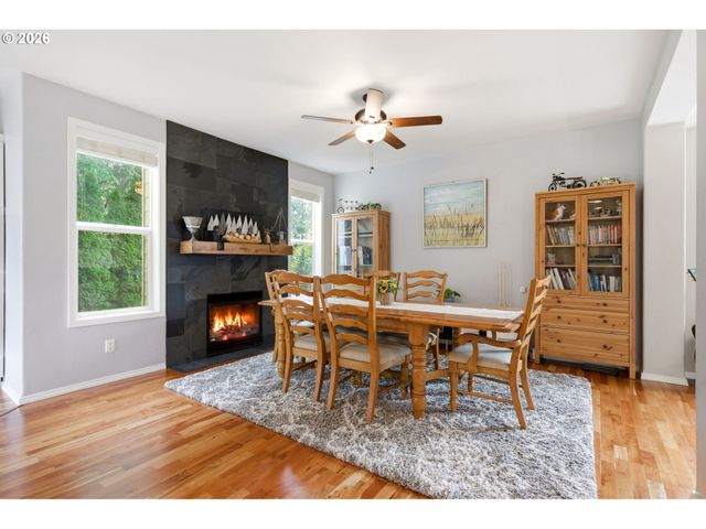 1168 Nw VINCA Ln, Camas, WA 98607
