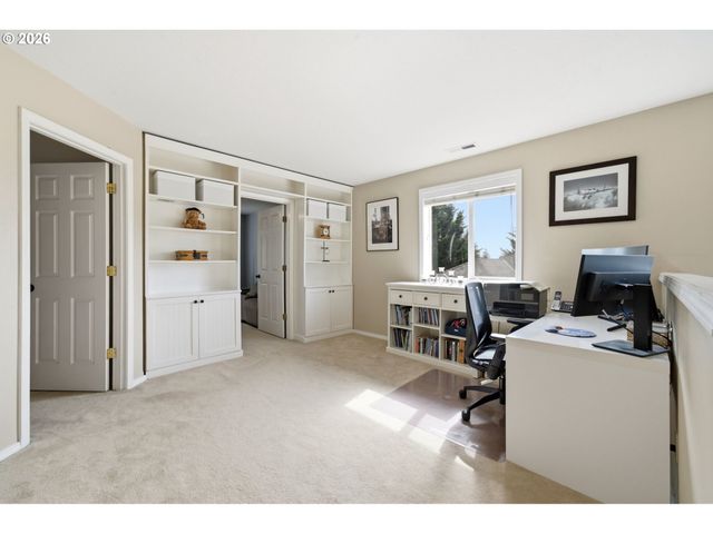 1168 Nw VINCA Ln, Camas, WA 98607