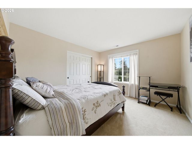 1168 Nw VINCA Ln, Camas, WA 98607