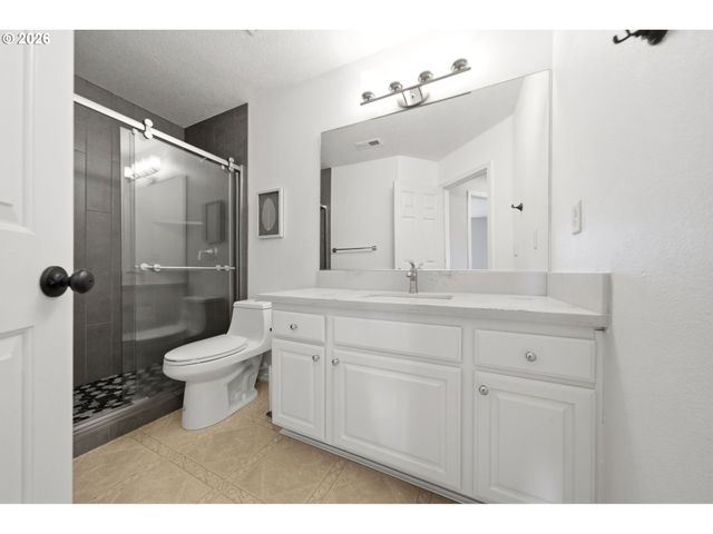 1168 Nw VINCA Ln, Camas, WA 98607