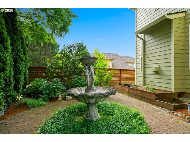 1168 Nw VINCA Ln, Camas, WA 98607