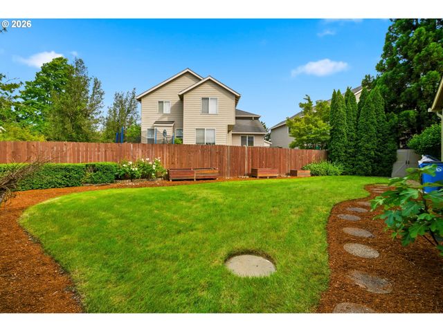1168 Nw VINCA Ln, Camas, WA 98607