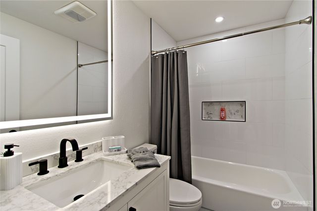 30019 58th Place S, Auburn, WA 98001