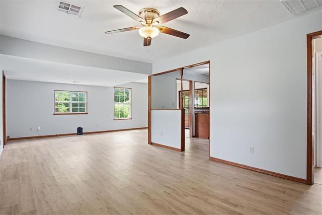6000 96th Street, Noble, OK 73068