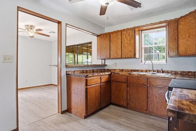 6000 96th Street, Noble, OK 73068