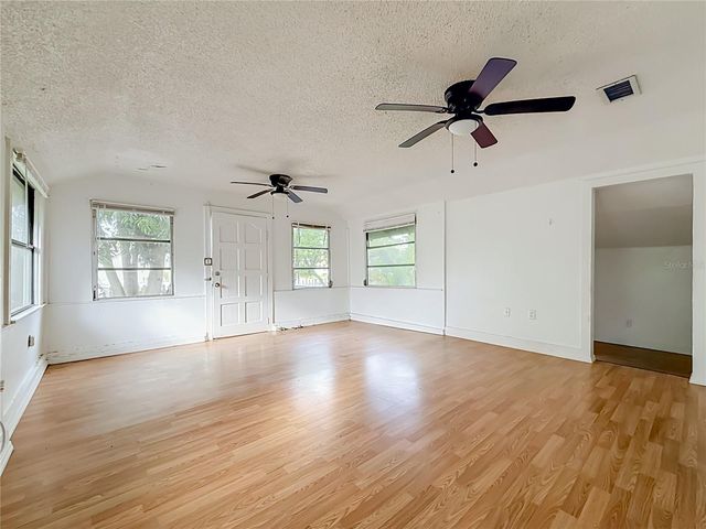 4519 HAINES ROAD N, St Petersburg, FL 33714