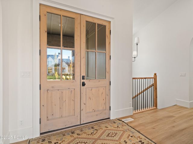 6188 E Hummingbird Point, Huntsville, UT 84317