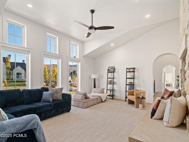 6188 E Hummingbird Point, Huntsville, UT 84317