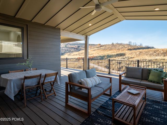 6188 E Hummingbird Point, Huntsville, UT 84317
