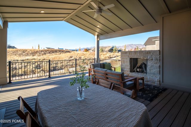 6188 E Hummingbird Point, Huntsville, UT 84317