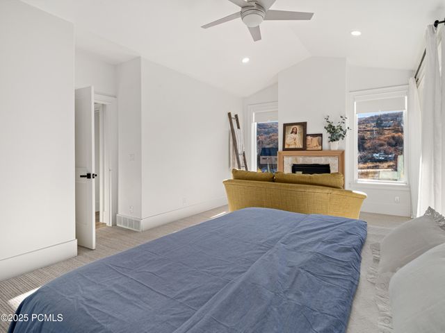 6188 E Hummingbird Point, Huntsville, UT 84317