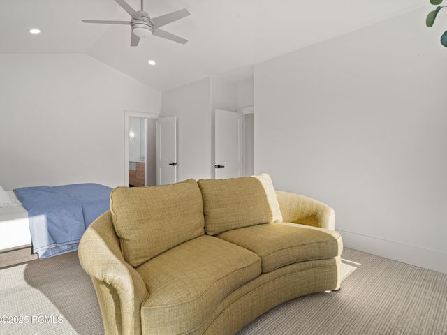 6188 E Hummingbird Point, Huntsville, UT 84317